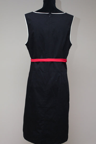 White rim black dress