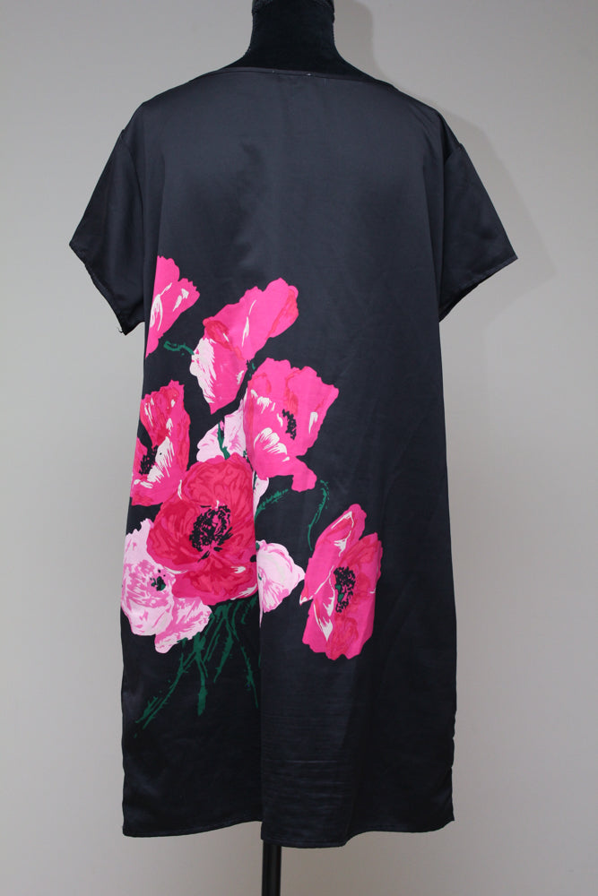 Abstract flowers black dress